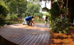 Deck de madeiras MacanhÃ£o